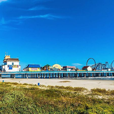 Perfect Location Spacious Yard Coffee Bar At This Lovely Beach Home Galveston Esterno foto