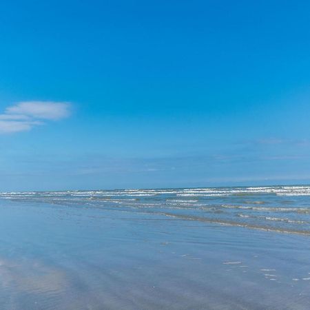 Perfect Location Spacious Yard Coffee Bar At This Lovely Beach Home Galveston Esterno foto