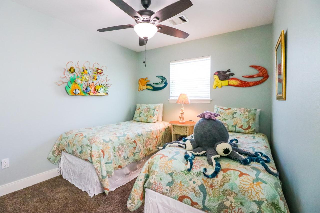 Perfect Location Spacious Yard Coffee Bar At This Lovely Beach Home Galveston Esterno foto